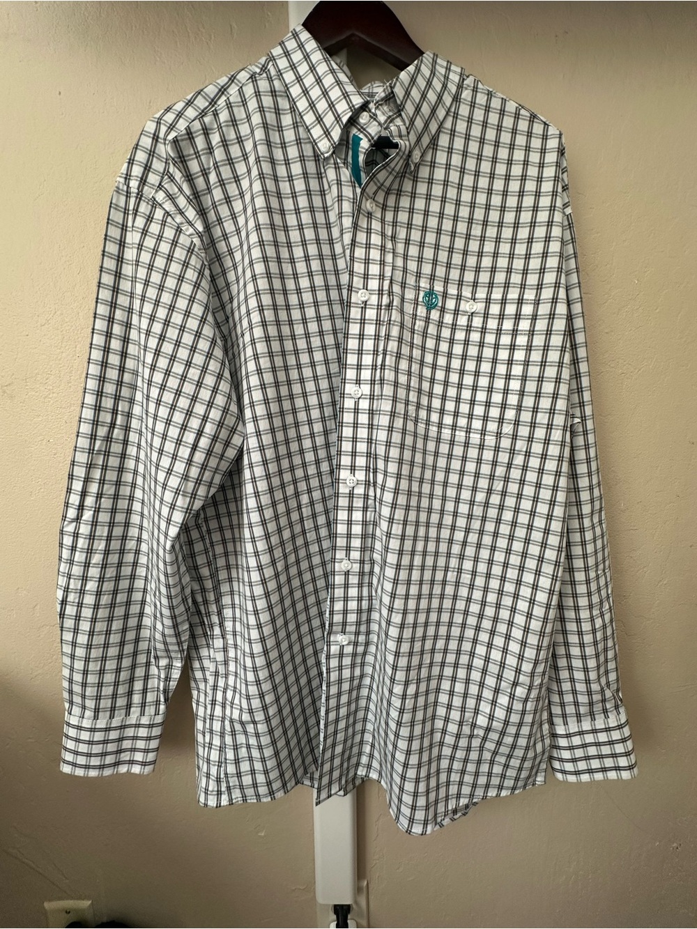 Wrangler White Plaid Button-Down Shirt with Black Grid